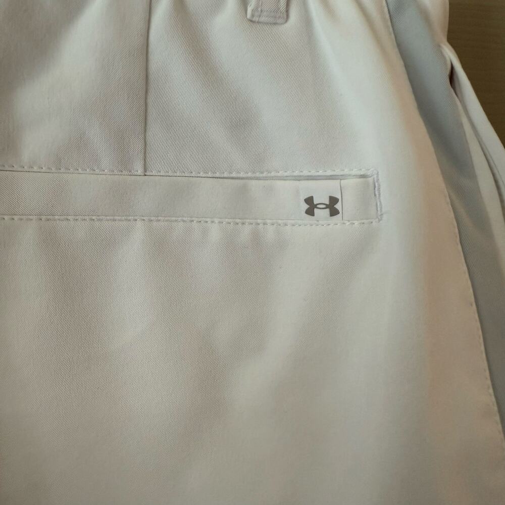 Under Armour Drive Women's Short's Size 8 - Picture 6 of 6